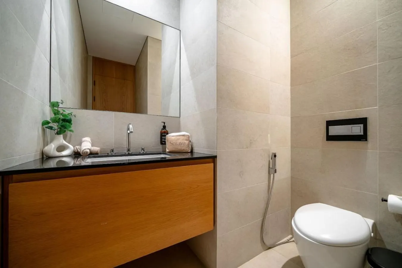 Apartment Seraya Residence 4 - 3Bdr - Including Amenities And Concierge Dubai