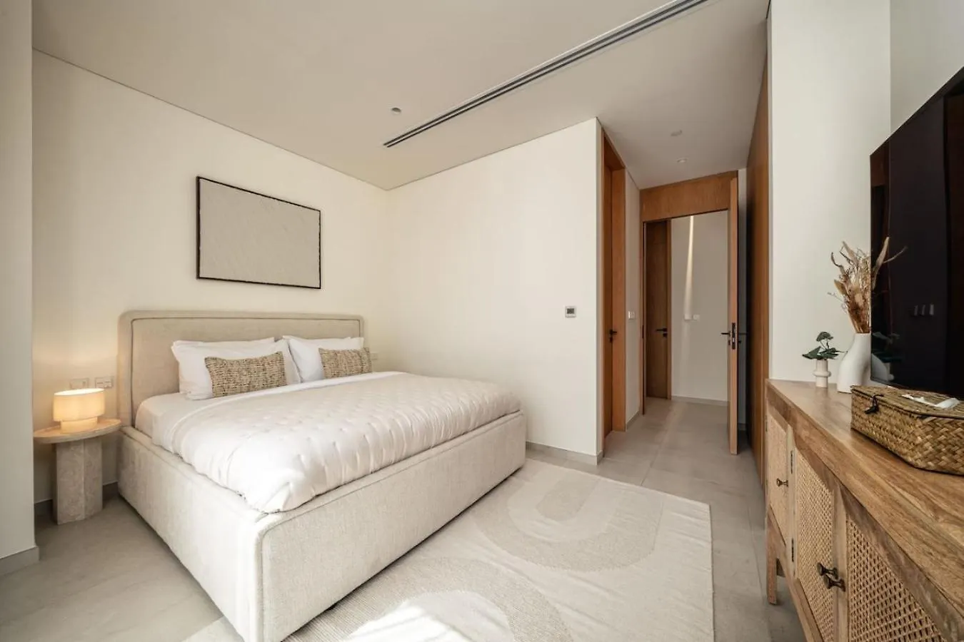 Seraya Residence 4 - 3Bdr - Including Amenities And Concierge Dubai Apartment