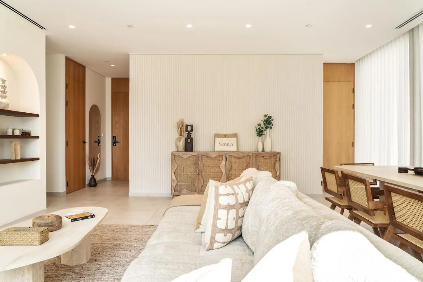 Seraya Residence 4 - 3Bdr - Including Amenities And Concierge Dubai 0*,  United Arab Emirates