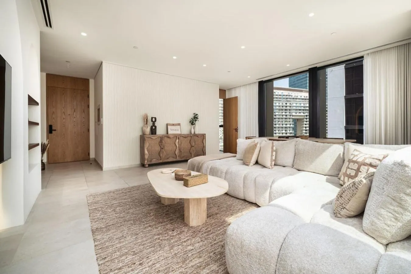 Seraya Residence 4 - 3Bdr - Including Amenities And Concierge Dubai