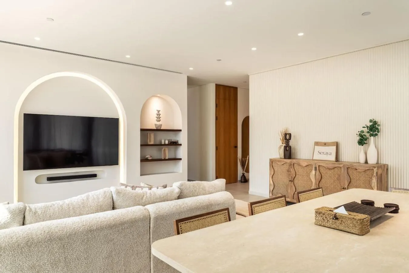 Seraya Residence 4 - 3Bdr - Including Amenities And Concierge Dubai 0*,  United Arab Emirates
